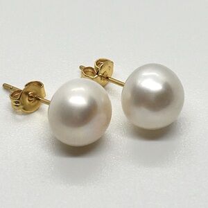 9-10mm White Freshwater Pearl Gold Plated Stud Earrings